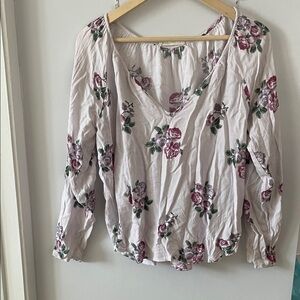 Lovestitch Floral V-Neck Blouse - Cream and soft lavender size M